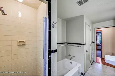  51 Hazen Avenue, East Bangor, PA 18013 - Photo 20