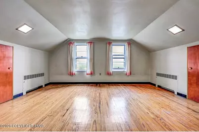  51 Hazen Avenue, East Bangor, PA 18013 - Photo 24