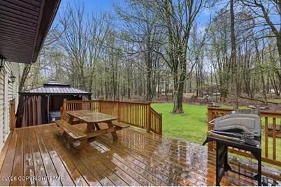  136 Birch Drive, Blakeslee, PA 18610 - Photo 10