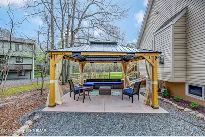  52 Tennyson Circle, Albrightsville, PA 18210 - Photo 2