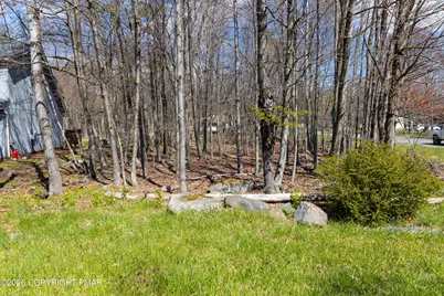  Marvin Gardens, Tobyhanna, PA 18466 - Photo 12