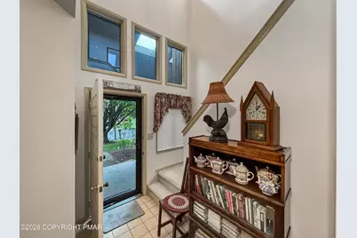  1736 Falcon Drive, Bethlehem, PA 18017 - Photo 10