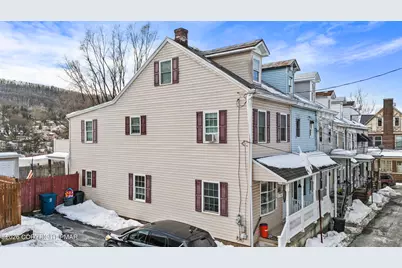  817 Grant Street, Pottsville, PA 17901 - Photo 2