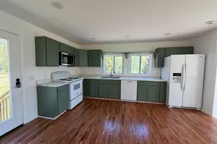 108 Spruce Ln, Bushkill, PA 18324 - Photo 1