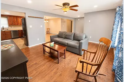  30 Burrwood Drive, Effort, PA 18330 - Photo 8