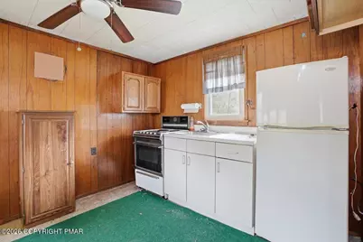  204 Richard Lane, Kunkletown, PA 18058 - Photo 14