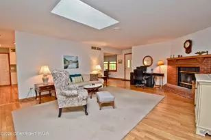 40 September Cir, East Stroudsburg, PA 18301 - Photo 4