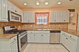 12125 Big Buck Ln, East Stroudsburg, PA 18302 - Photo 12