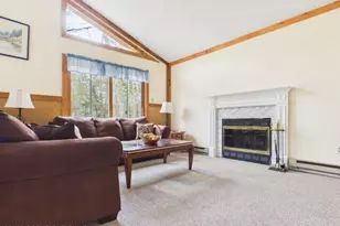 409 Quaker Ct, Pocono Lake, PA 18347 - Photo 4