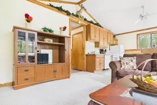 409 Quaker Ct, Pocono Lake, PA 18347 - Photo 6