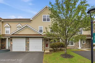 60 Lower Ridgeview Cir, East Stroudsburg, PA 18302 - Photo 1