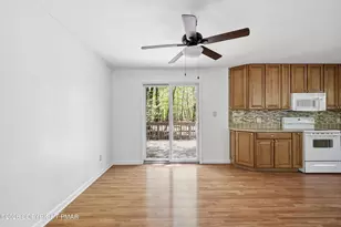 505 W Chipmunk Rd, Bushkill, PA 18324 - Photo 4
