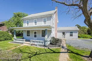 1131 E Lizard Creek Rd, Lehighton, PA 18235 - Photo 2