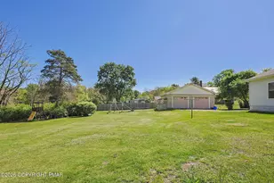 1131 E Lizard Creek Rd, Lehighton, PA 18235 - Photo 32