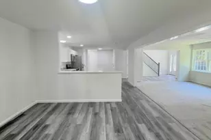 1223 Lexington Ave, Pocono Summit, PA 18346 - Photo 12