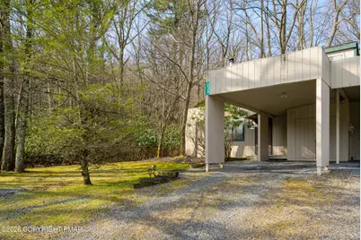  238 Evergreen Court, Tannersville, PA 18372 - Photo 2