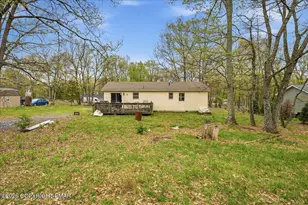 520 Hummingbird Ct, Bushkill, PA 18324 - Photo 16