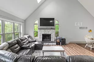 4107 Hickory Ln, East Stroudsburg, PA 18302 - Photo 18