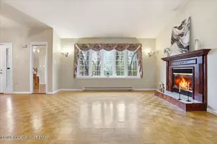 349 Bumble Bee Pass, Henryville, PA 18326 - Photo 4