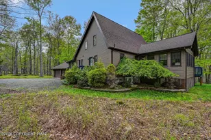 18 Adventure Dr, Covington Township, PA 18424 - Photo 4