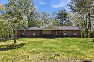 110 Powell Rd, Tannersville, PA 18372 - Photo 2