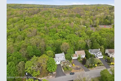  279 Fringe Drive, East Stroudsburg, PA 18302 - Photo 4