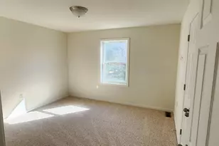 347 Autumn Ln Ln, East Stroudsburg, PA 18301 - Photo 16