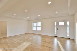 448 Long Lane Rd, Walnutport, PA 18088 - Photo 6