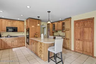 114 Skyview Cir, Sciota, PA 18354 - Photo 8
