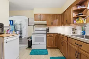 307 E Broad St, East Stroudsburg, PA 18301 - Photo 20