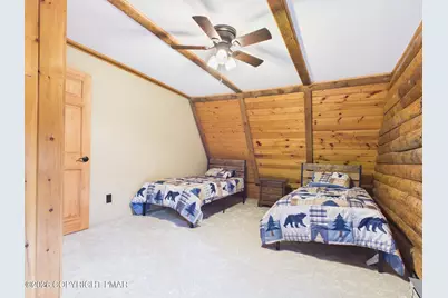  69 E Shore Drive, Hawley, PA 18428 - Photo 24