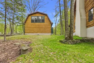 69 E Shore Dr, Hawley, PA 18428 - Photo 56