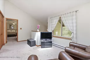 124 Hawk Ln, Canadensis, PA 18325 - Photo 26