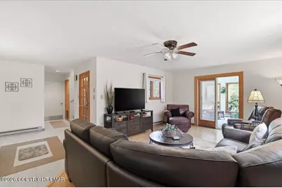  124 Hawk Lane, Canadensis, PA 18325 - Photo 10
