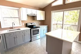 765 Country Pl Dr, Tobyhanna, PA 18466 - Photo 12