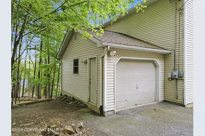  2327 Woodcrest Drive, East Stroudsburg, PA 18302 - Photo 42