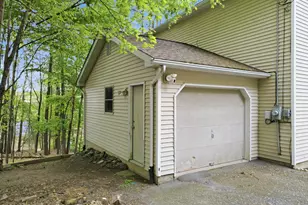 2327 Woodcrest Dr, East Stroudsburg, PA 18302 - Photo 42