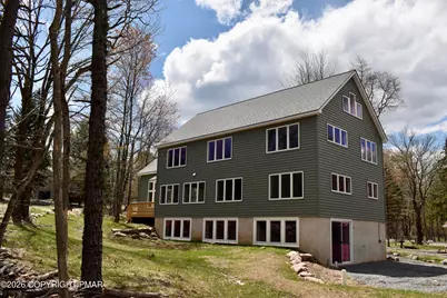  101 Lindbergh Circle, Albrightsville, PA 18210 - Photo 2