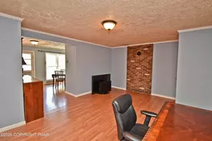 218 Applewood Dr, Swiftwater, PA 18370 - Photo 34