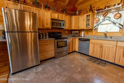  1160 Bluebird Lane, Bushkill, PA 18324 - Photo 10