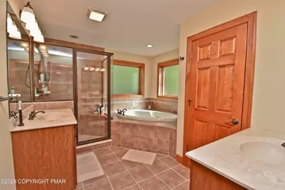  1007 Jefferson Drive, East Stroudsburg, PA 18301 - Photo 32