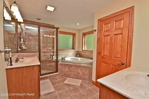 1007 Jefferson Dr, East Stroudsburg, PA 18301 - Photo 32