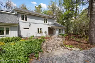 239 Tanglewood Dr, Pocono Pines, PA 18350 - Photo 4