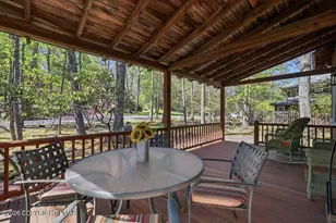 696 Lenape Ln, Buck Hill Falls, PA 18323 - Photo 4
