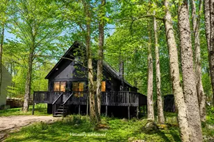 1686 Moonbeam Terrace, Tobyhanna, PA 18466 - Photo 4