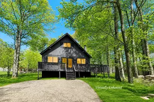 1686 Moonbeam Terrace, Tobyhanna, PA 18466 - Photo 4