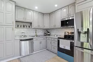 215 Greenbriar Cir, Tobyhanna, PA 18466 - Photo 6