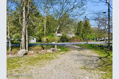  215 Greenbriar Circle, Tobyhanna, PA 18466 - Photo 104