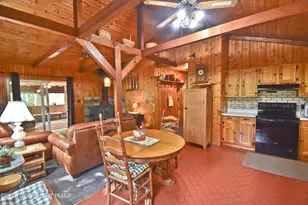 1121 Fawn Run, Bushkill, PA 18324 - Photo 2