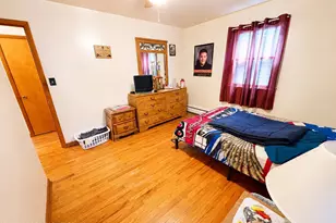 118 Tharp St, Coal Township, PA 17866 - Photo 6